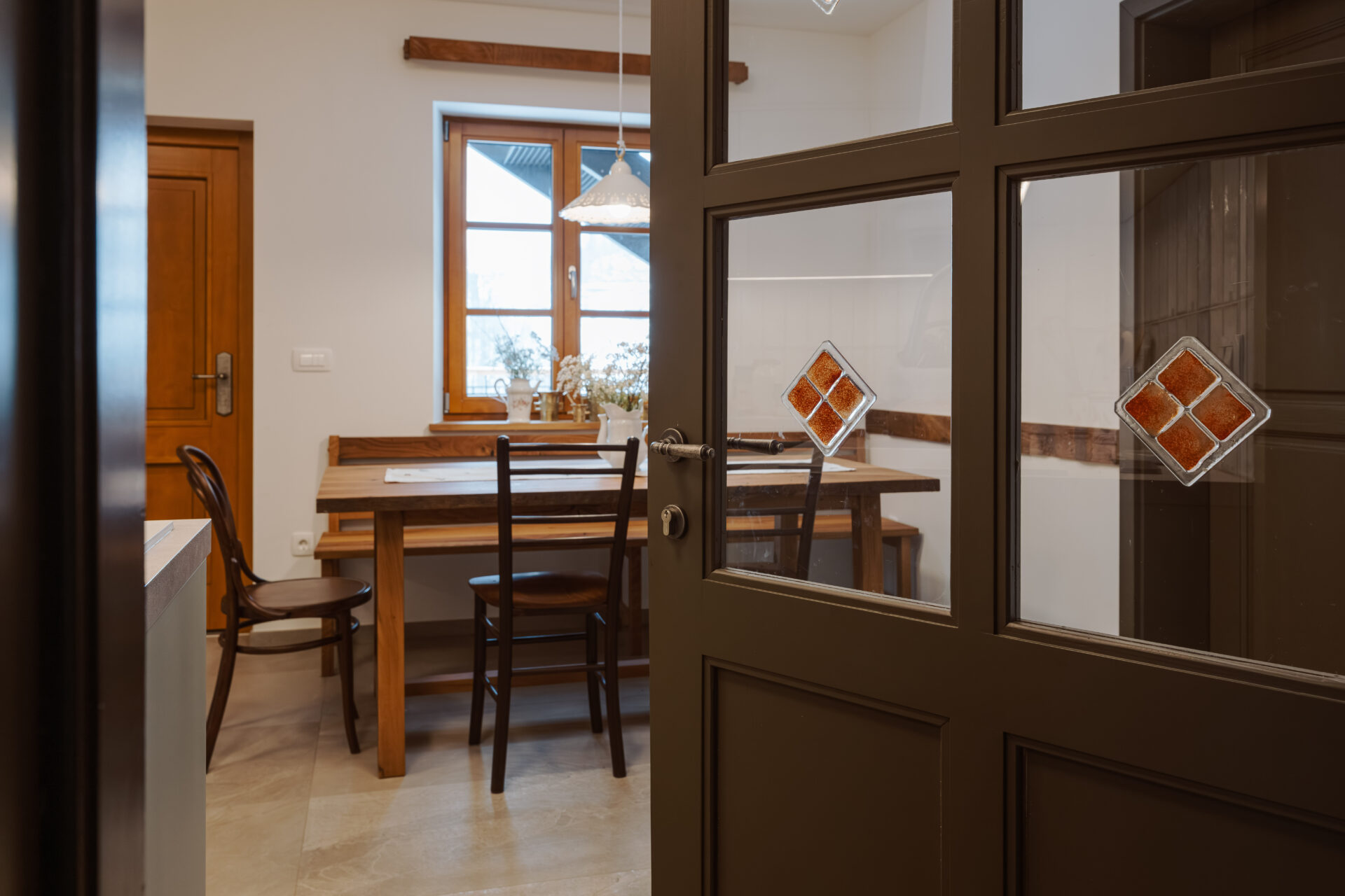 Breda_Strdin_interior_design_renovations_slovenija_notranja_oblikovalka_oprema_dekoracija_doma_prenove_posodobitev_oblikovanje_turisticni_objekt_1442